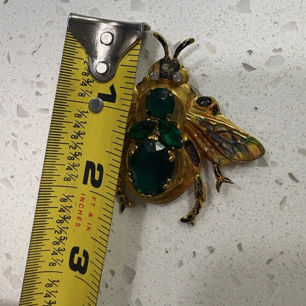 Vintage Gold and Green Insect Brooch - Picture 6 of 6